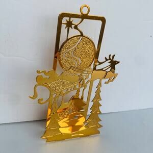 1986 Gold Danbury Mint Ornament